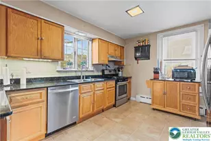 225 S Walnut St, Bath Boro, PA 18014 - Photo 6