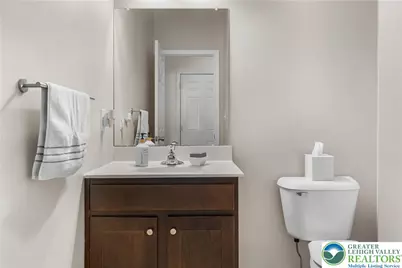 9628 Crescent Lane, Upper Macungie Township, PA 18031 - Photo 10