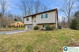 603 Forest Dr, Tobyhanna, PA 18466 - Photo 2