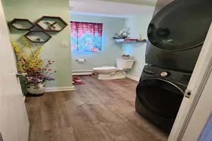 1137 Lynnhurst Pl, Bethlehem, PA 18017 - Photo 8