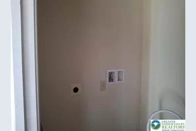 1714 Upper Valley, Chestnuthill Twp, PA 18330 - Photo 4