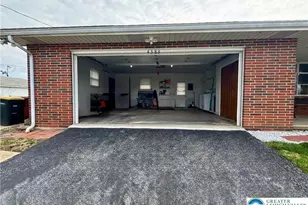 4383 Truman St, Whitehall Township, PA 18052 - Photo 4