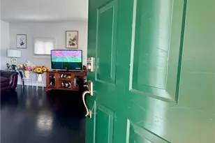 4383 Truman St, Whitehall Township, PA 18052 - Photo 8