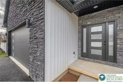 4579 Quarry Street, Whitehall Township, PA 18052 - Photo 4