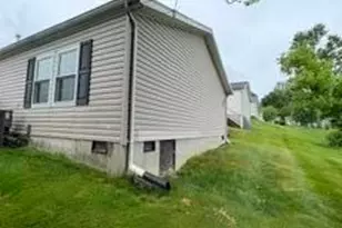 71 Penny Ln, Forks Twp, PA 18040 - Photo 4