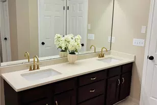 4998 Derby Ln, Bethlehem Township, PA 18020 - Photo 32