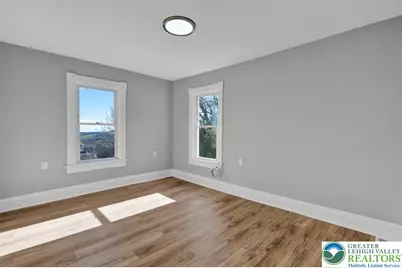 416 W Mountain Avenue, Pen Argyl, PA 18072 - Photo 10
