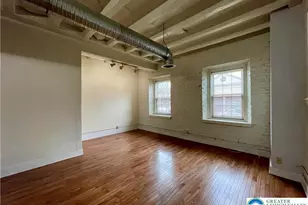 147 S 4th St, Easton, PA 18042 - Photo 4