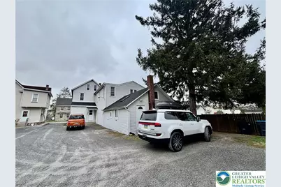 206 Main Street, Stockertown Boro, PA 18083 - Photo 2