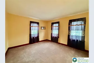 206 Main Street, Stockertown Boro, PA 18083 - Photo 6