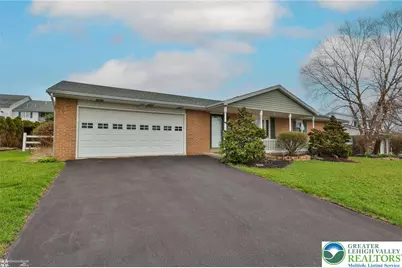 3025 Oakland Drive, Northampton Township, PA 18067 - Photo 2