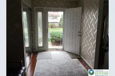 3605 Chalmette Road, South Whitehall Township, PA 18104 - Photo 4