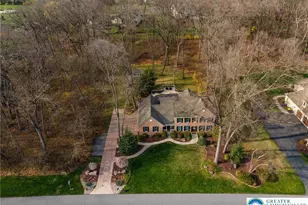 369 Manor Dr, Lower Nazareth Twp, PA 18064 - Photo 2