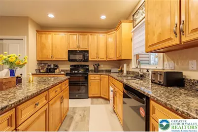 369 Manor Drive, Lower Nazareth Twp, PA 18064 - Photo 28