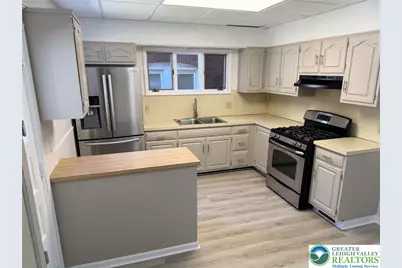 1129 Russell Avenue, Fountain Hill Boro, PA 18015 - Photo 6