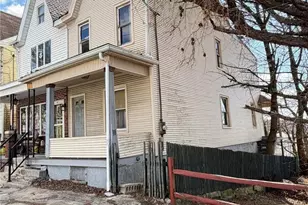 270 3rd St, Coaldale Boro, PA 18218 - Photo 2