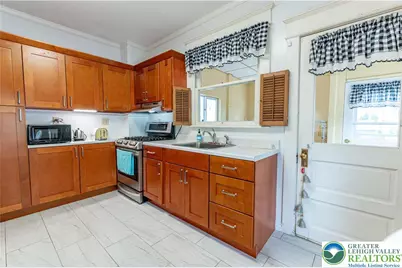 623 Highland Avenue, Bethlehem City, PA 18018 - Photo 12