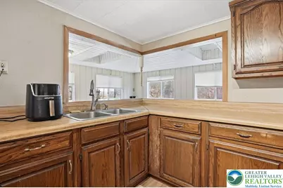 740 Main Street, Coolbaugh Twp, PA 18466 - Photo 22