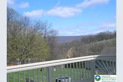 735 Stone Hill Drive, Lehigh Township, PA 18088 - Photo 6