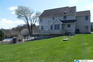 735 Stone Hill Dr, Lehigh Township, PA 18088 - Photo 4