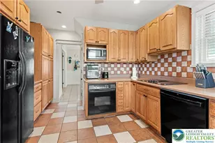 956 Club Ave, Allentown City, PA 18109 - Photo 8