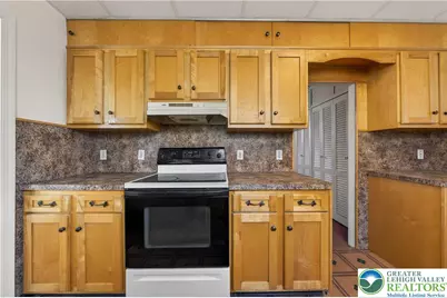 945 Main Street, Bethlehem City, PA 18018 - Photo 18