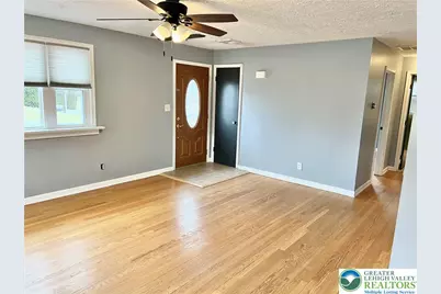 2121 7th Street, Bethlehem Township, PA 18020 - Photo 2