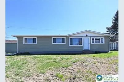 511 Freehall Street, Longswamp Twp, PA 19539 - Photo 2