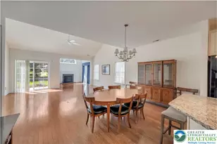 5351 Presidents Dr, Bethlehem City, PA 18017 - Photo 8