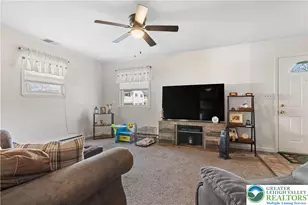 451 Poplar St, Catasauqua Boro, PA 18032 - Photo 6