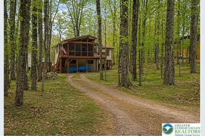 250 White Pine Drive, Tobyhanna Twp, PA 18071 - Photo 2