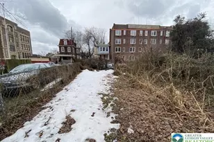 5829 N 13th St, Philadelphia, PA 19141 - Photo 2