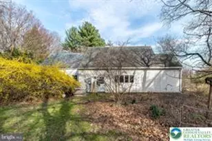 2672 Banko Ln, Lower Saucon Township, PA 18055 - Photo 8