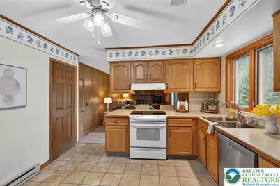 1524 Magnolia Drive, Upper Macungie Township, PA 18069 - Photo 16