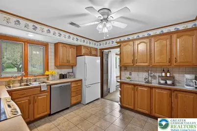 1524 Magnolia Drive, Upper Macungie Township, PA 18069 - Photo 24