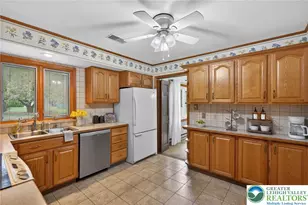 1524 Magnolia Dr, Upper Macungie Township, PA 18069 - Photo 24