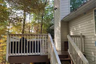 520 Eagle Dr, Middle Smithfield, PA 18302 - Photo 16
