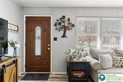 2904 Diamond Avenue, Allentown City, PA 18103 - Photo 4