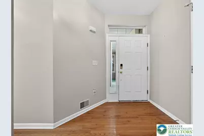 4312 Creek Road, South Whitehall Township, PA 18104 - Photo 8