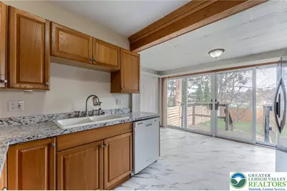 520 Maple Street, Bethlehem City, PA 18018 - Photo 16