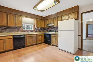 3875 Wellington Dr, Bethlehem Township, PA 18020 - Photo 10