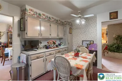 81 Locust Avenue, Hershey, PA 17033 - Photo 8