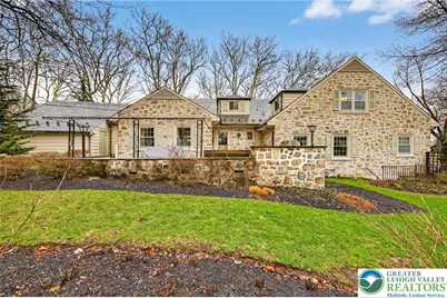 2011 Sycamore Street, Bethlehem City, PA 18017 - Photo 90