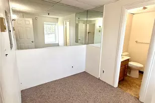 4 Belvidere St, Nazareth, PA 18064 - Photo 8