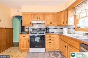 520 Thomas St, Coopersburg Boro, PA 18036 - Photo 8