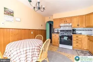 520 Thomas St, Coopersburg Boro, PA 18036 - Photo 6