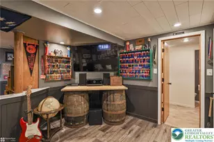 529 Oakwood St, Palmer Twp, PA 18045 - Photo 30