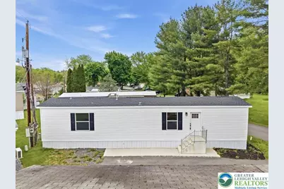 3422 Franklin Square, Moore Township, PA 18067 - Photo 2