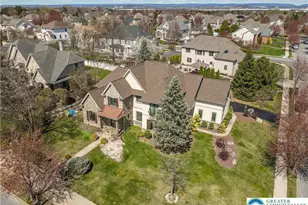 49 Crest Blvd, Palmer Twp, PA 18045 - Photo 2