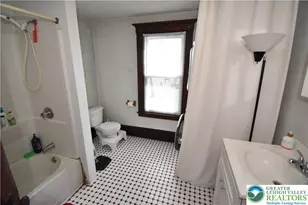 63 E Broad St, East Stroudsburg, PA 18301 - Photo 16